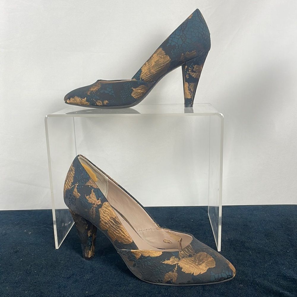 Seychelles Black Gold Pump Shoes